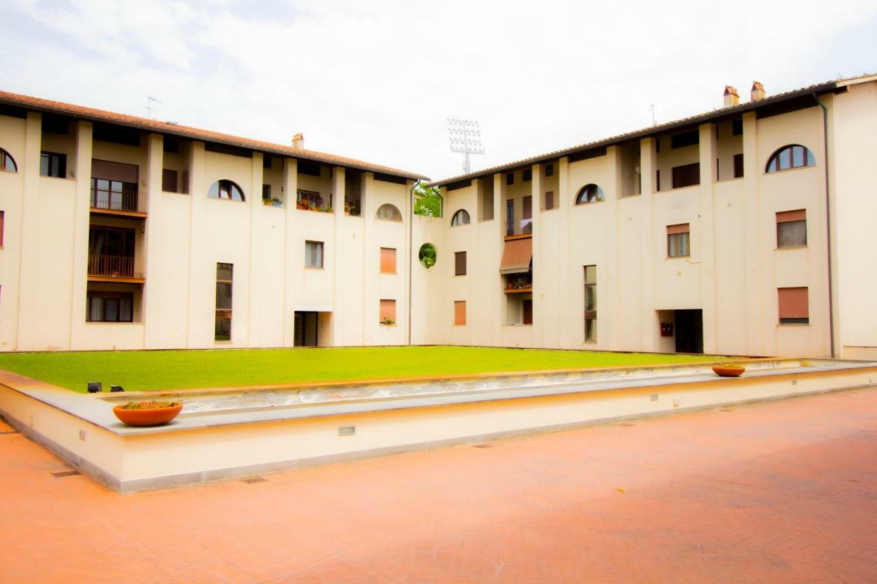 Innpisarentals 2- Pisa Books & Tower Apartment ภายนอก รูปภาพ