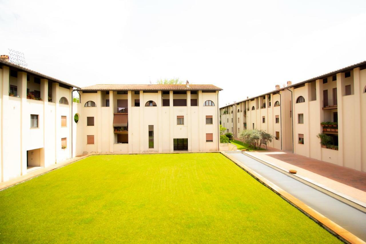 Innpisarentals 2- Pisa Books & Tower Apartment ภายนอก รูปภาพ